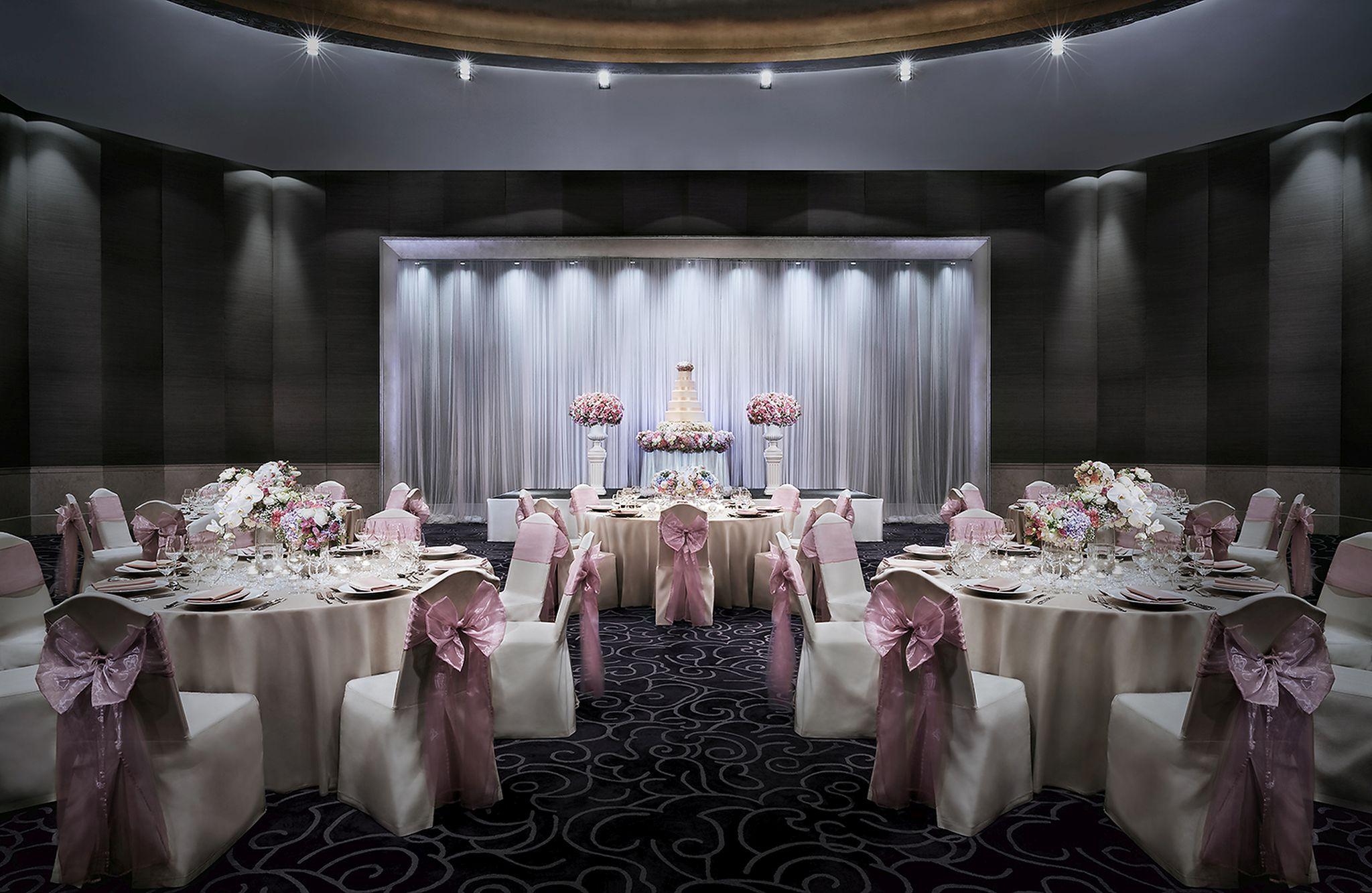 Hilton Bangkok Grande Asoke Hotel Buitenkant foto