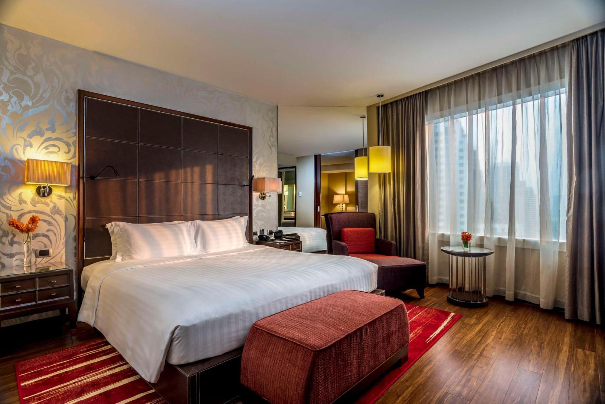Hilton Bangkok Grande Asoke Hotel Buitenkant foto
