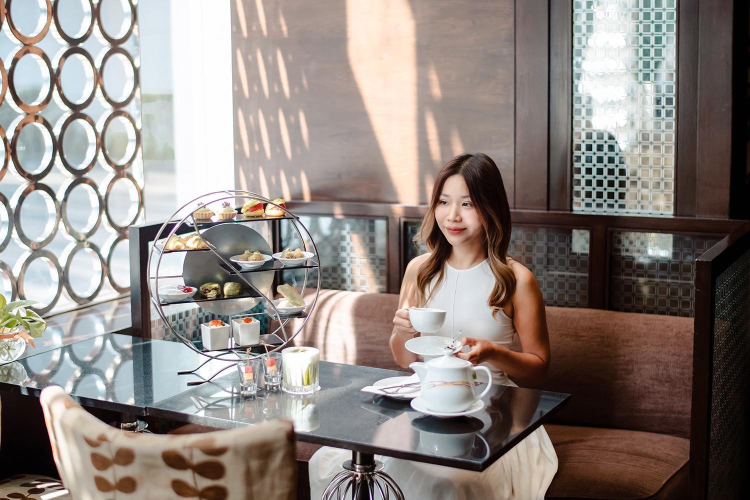 Hilton Bangkok Grande Asoke Hotel Buitenkant foto